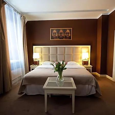 Merchants House Hotel 4*